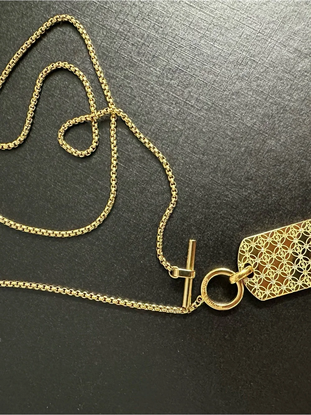 Michael Kors Gold Patterned Dog Tag Toggle Necklace